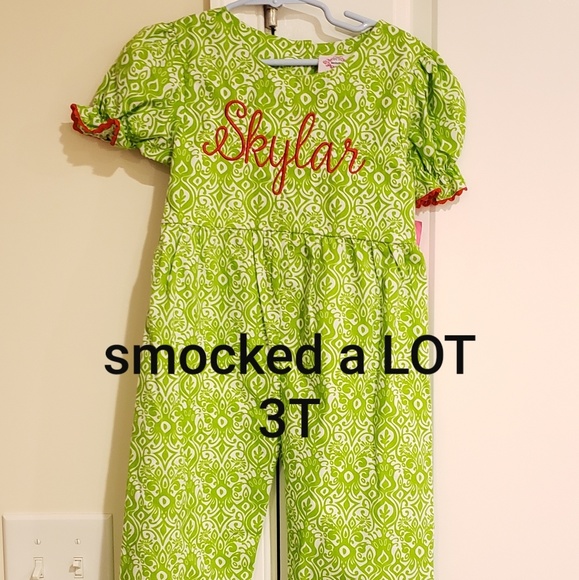 Skylar smocked a lot Christmas ruffle pants outfit - Picture 1 of 4